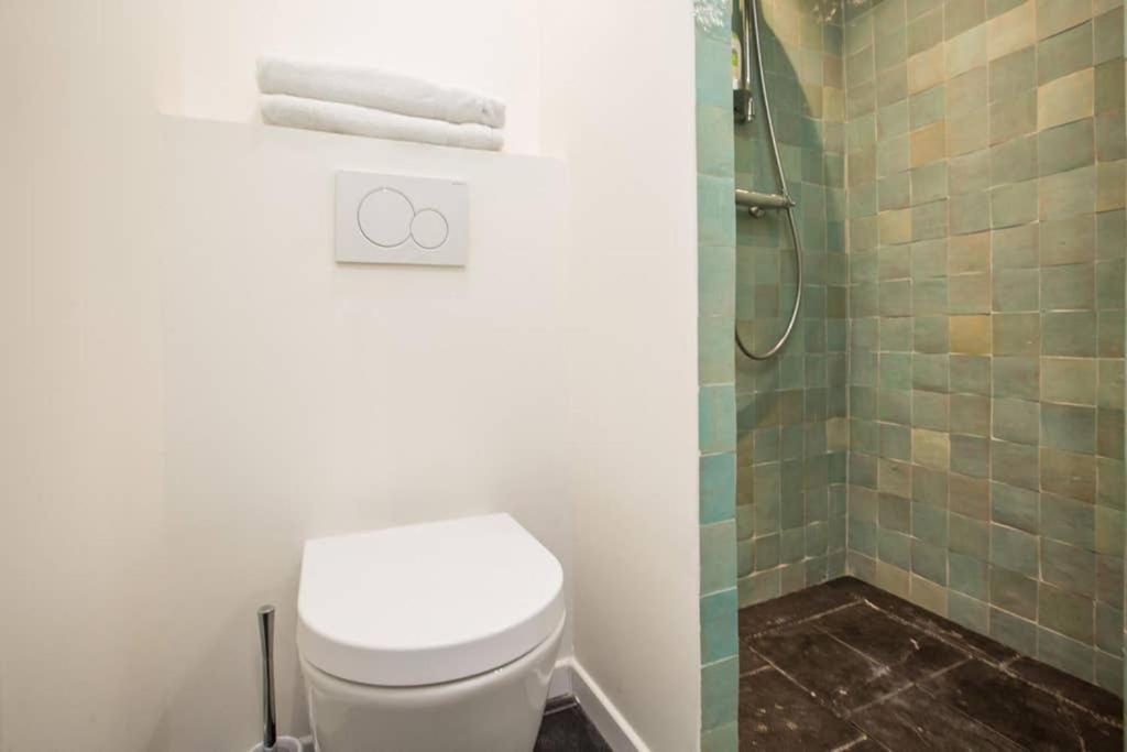 Charming Le Marais Retro Apartment Paris Exterior photo