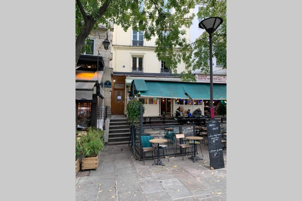 Charming Le Marais Retro Apartment Paris Exterior photo